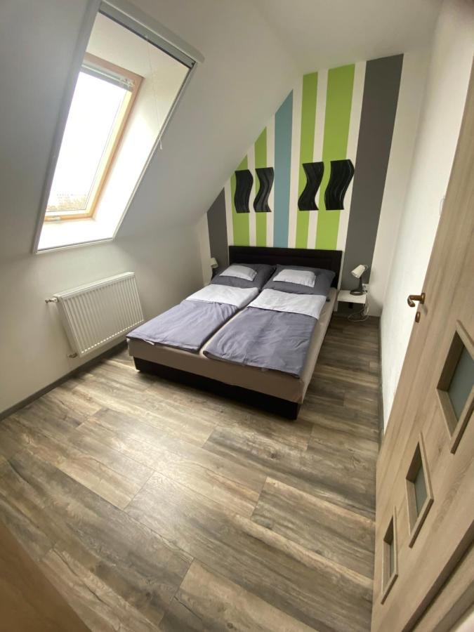 Appartement Lexi Family Apartman à Hajdúszoboszló Extérieur photo