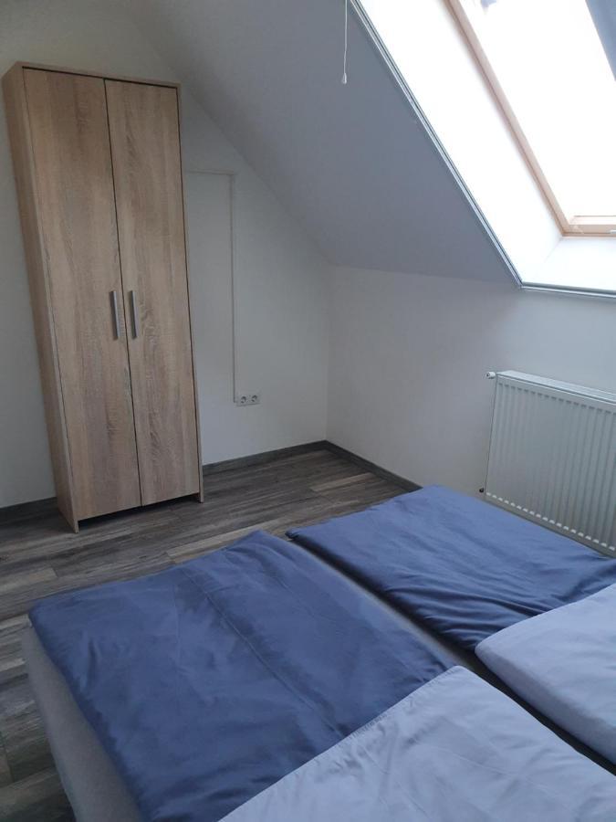 Appartement Lexi Family Apartman à Hajdúszoboszló Extérieur photo